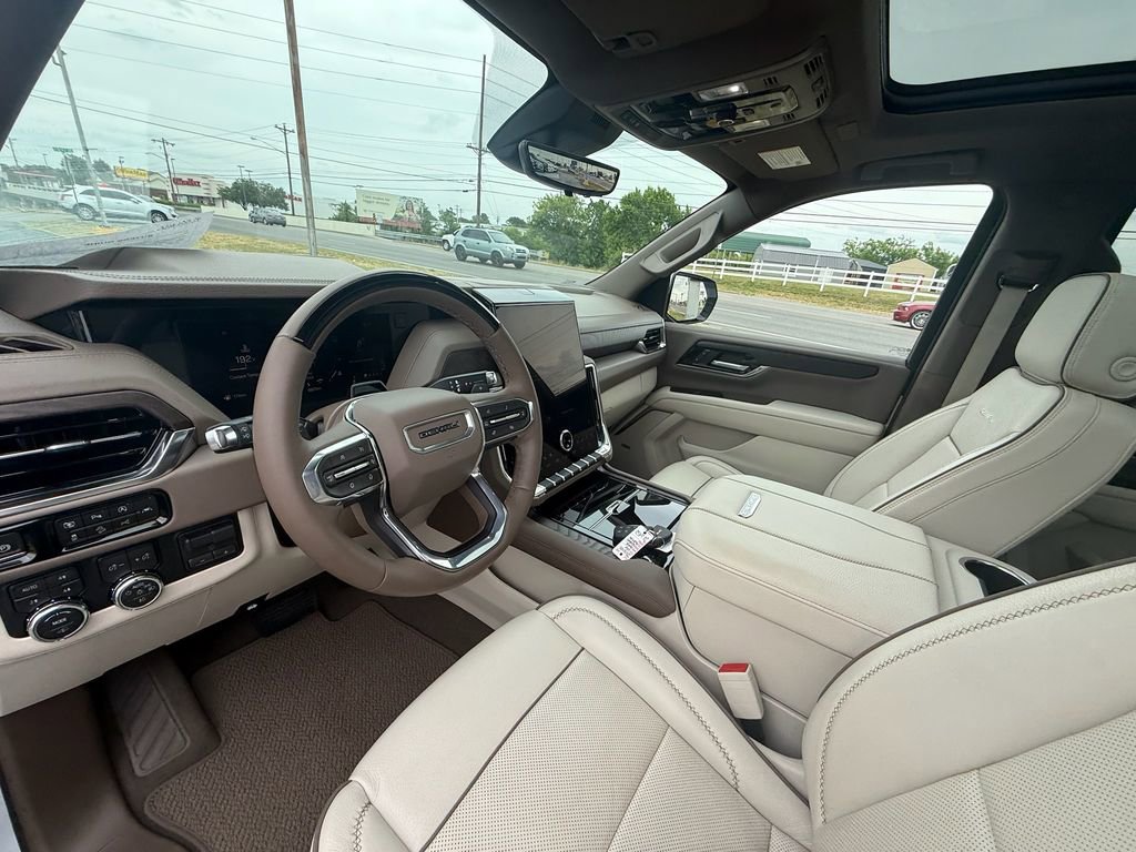 Used 2026 GMC Yukon XL Denali w/ Denali Reserve Package AWD/4WD image 14