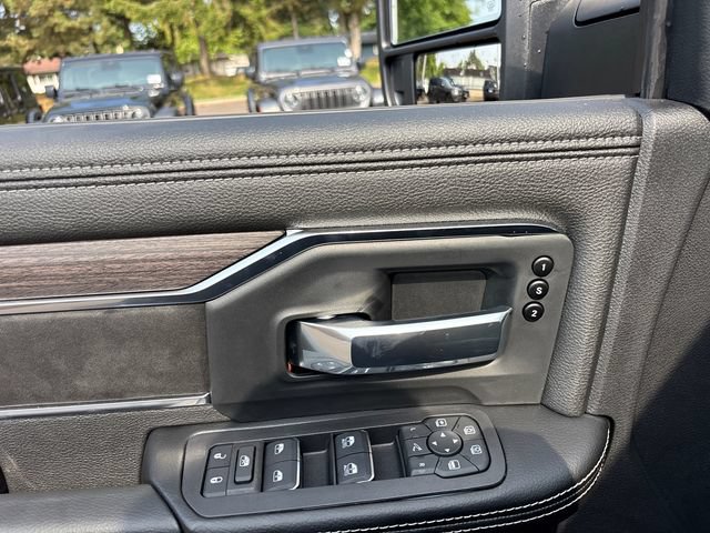New 2026 RAM 2500 Laramie AWD/4WD image 14