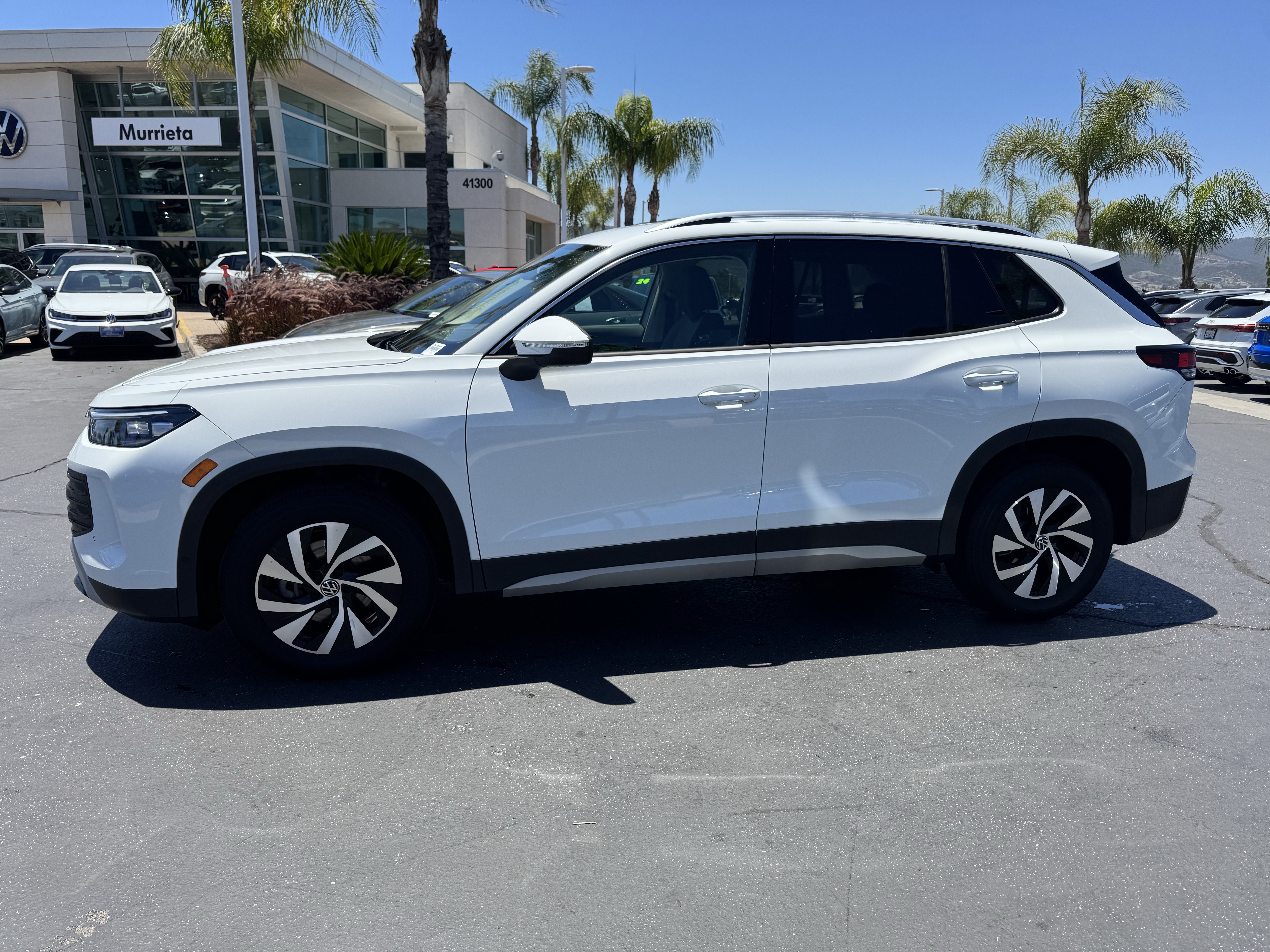 Certified 2025 Volkswagen Tiguan S FWD image 5