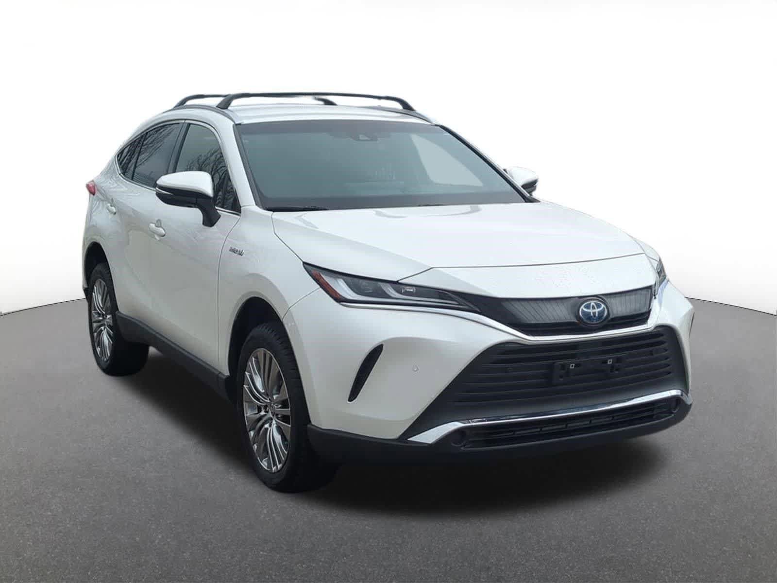 Used 2021 Toyota Venza XLE w/ Softex Package AWD/4WD image 8