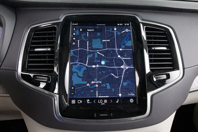 Used 2024 Volvo XC90 T8 Ultimate w/ Protection Package Premier AWD/4WD image 15
