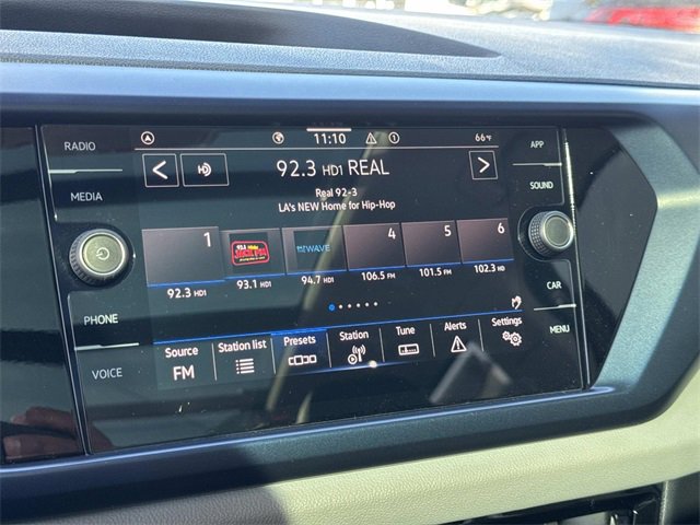 Certified 2022 Volkswagen Taos SE image 19