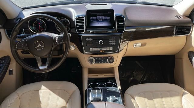 Used 2018 Mercedes-Benz GLE 350 4MATIC image 16