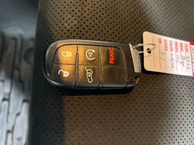 Used 2022 Jeep Grand Cherokee Laredo X image 26