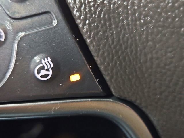 Used 2020 Chevrolet Suburban Premier image 50