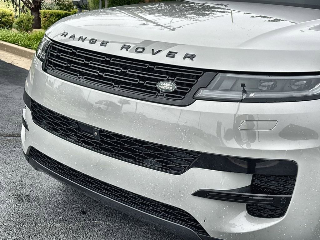 Certified 2024 Land Rover Range Rover Sport SE AWD/4WD image 9