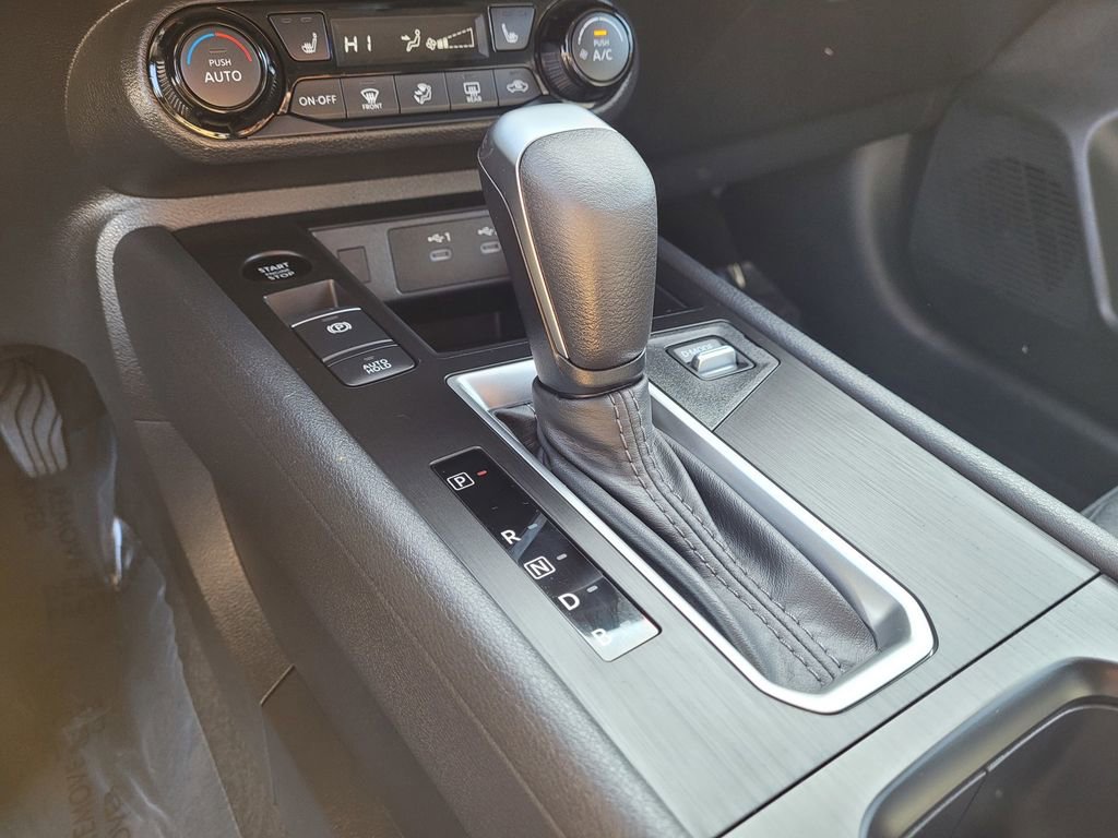 New 2026 Nissan Kicks SV w/ SV Premium Package image 10