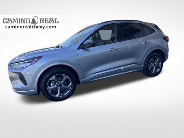 Used 2024 Ford Escape ST-Line image 1