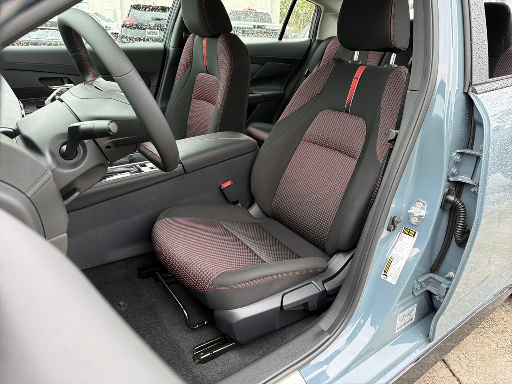 New 2026 Nissan Sentra SR w/ Floor Mat Package FWD image 28