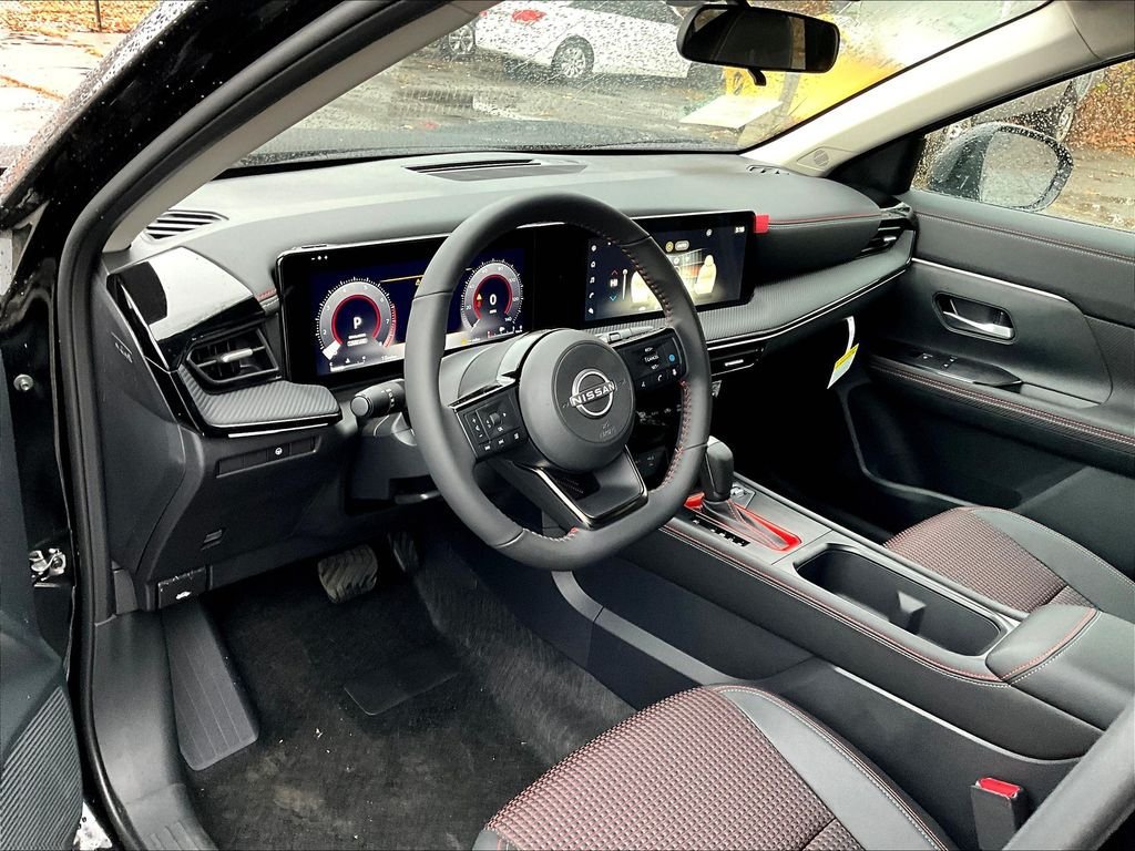 New 2025 Nissan Kicks SR w/ Illumination Package AWD/4WD image 8