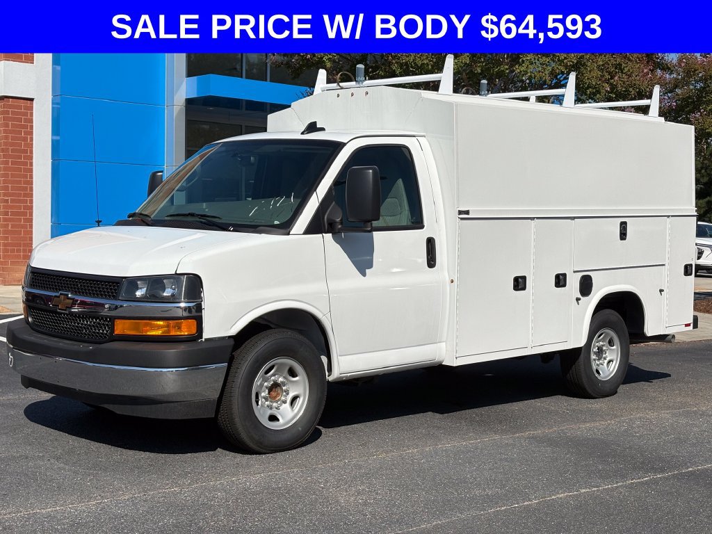 New 2026 Chevrolet Express 3500 w/ Power Convenience Package