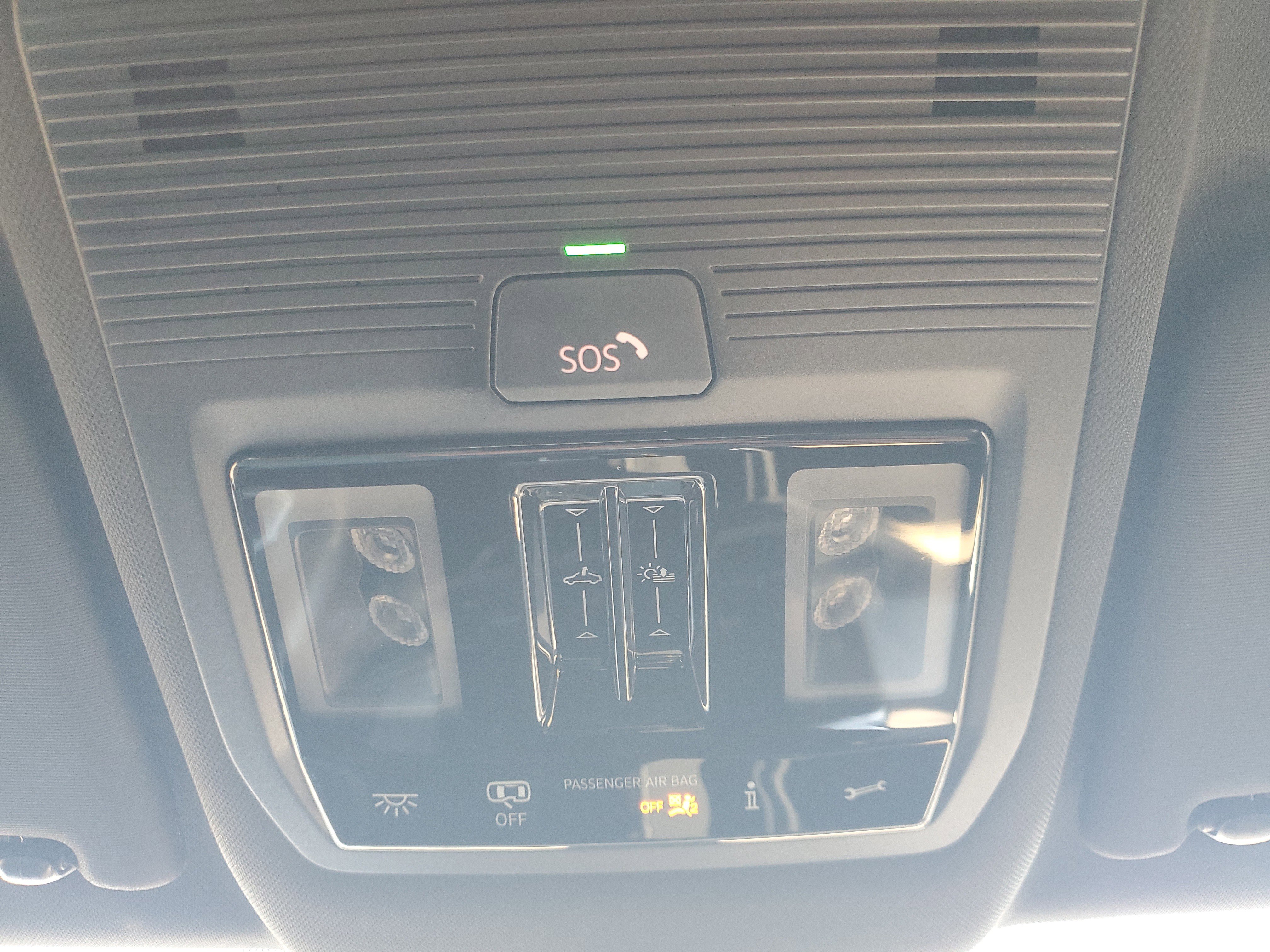 Used 2024 Volkswagen Atlas Cross Sport SE w/ Panoramic Sunroof Package image 28