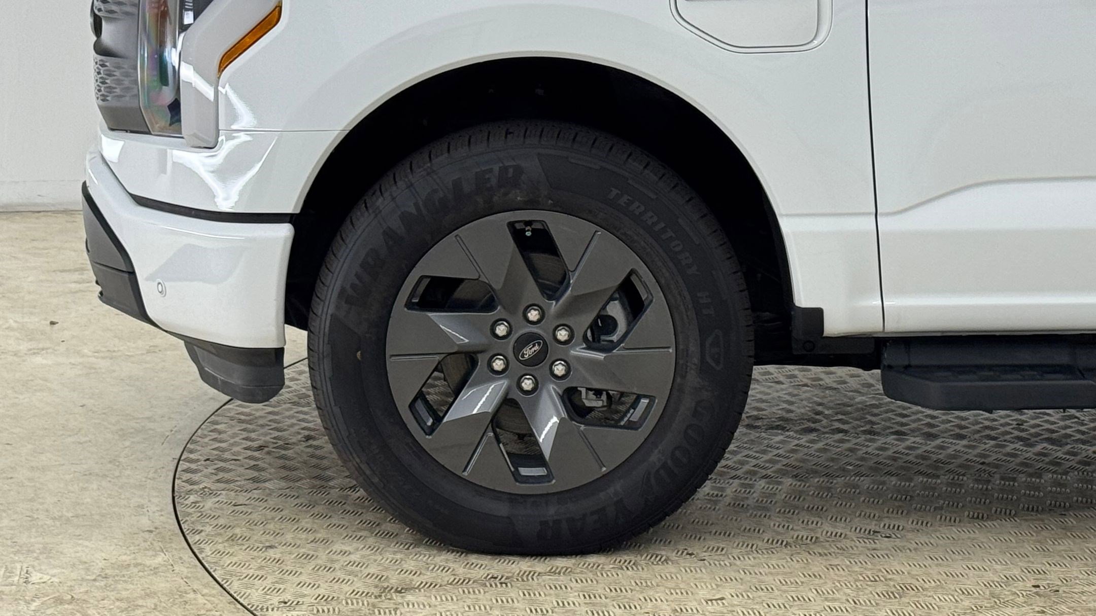 New 2025 Ford F150 Lightning Flash image 12