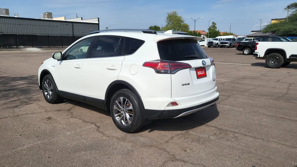 Used 2017 Toyota RAV4 XLE image 6
