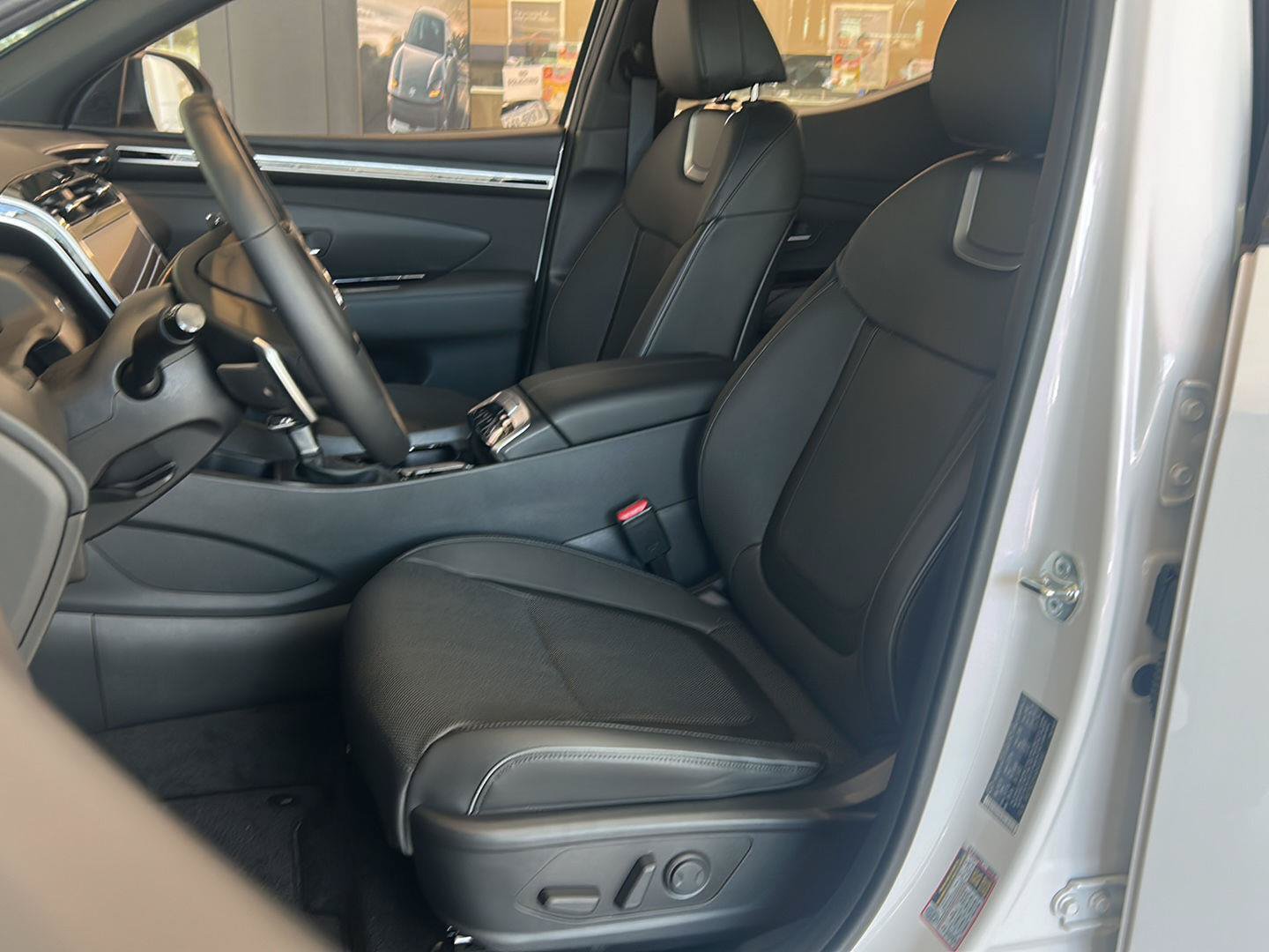 Certified 2024 Hyundai Santa Cruz Limited AWD/4WD image 19