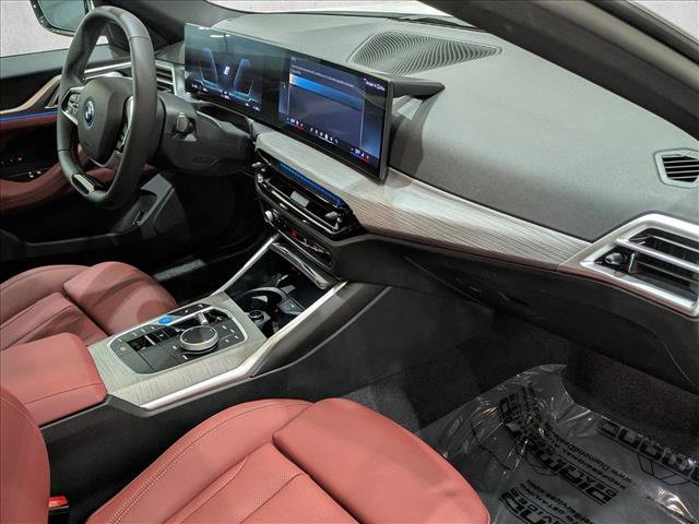 Used 2025 BMW i4 xDrive40i w/ M Sport Package AWD/4WD image 23