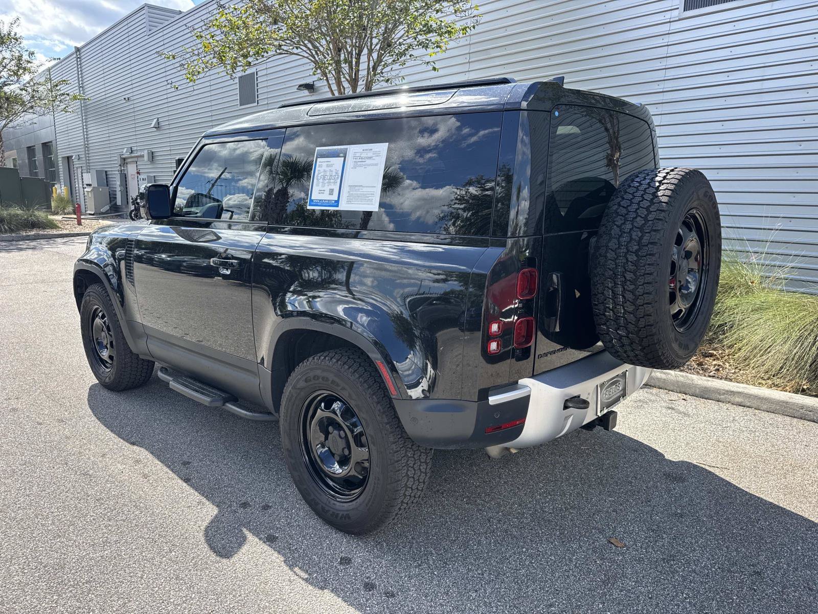 Used 2024 Land Rover Defender 90 S AWD/4WD image 3