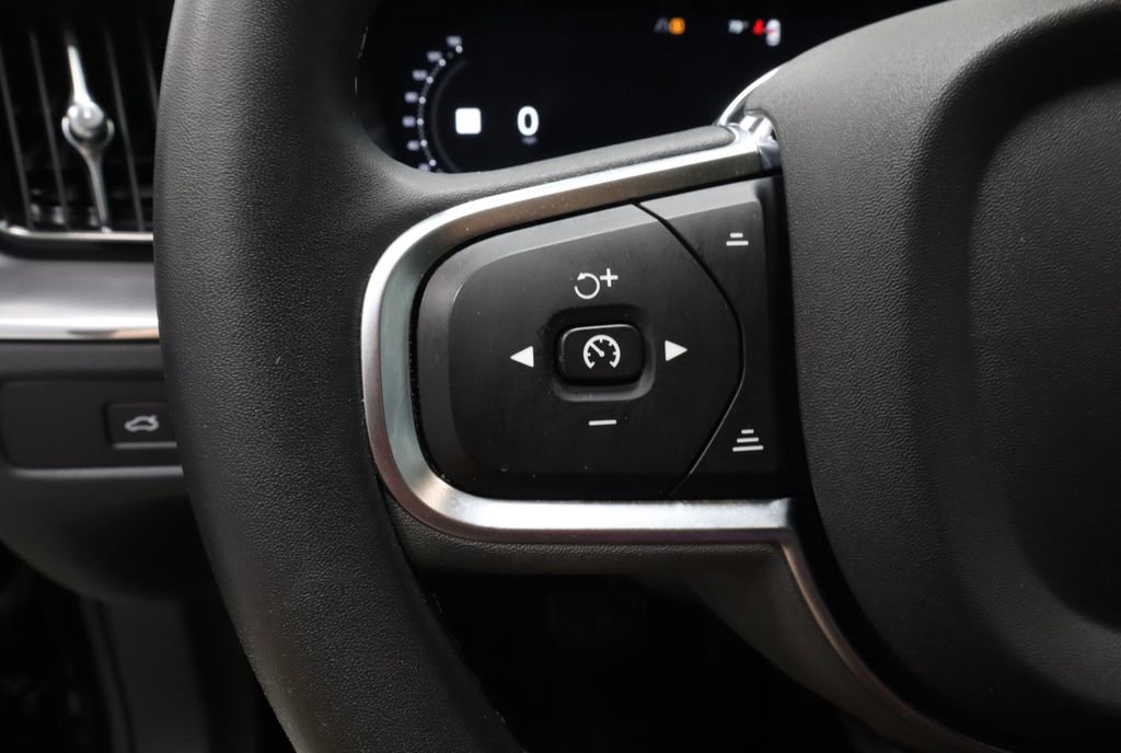 Used 2024 Volvo XC60 T8 Core image 26