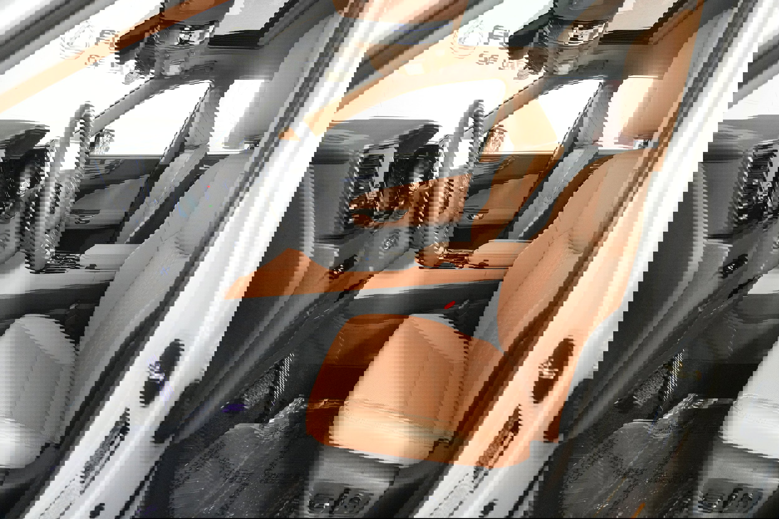 Certified 2025 Lexus NX 350h AWD w/ Premium Package image 9