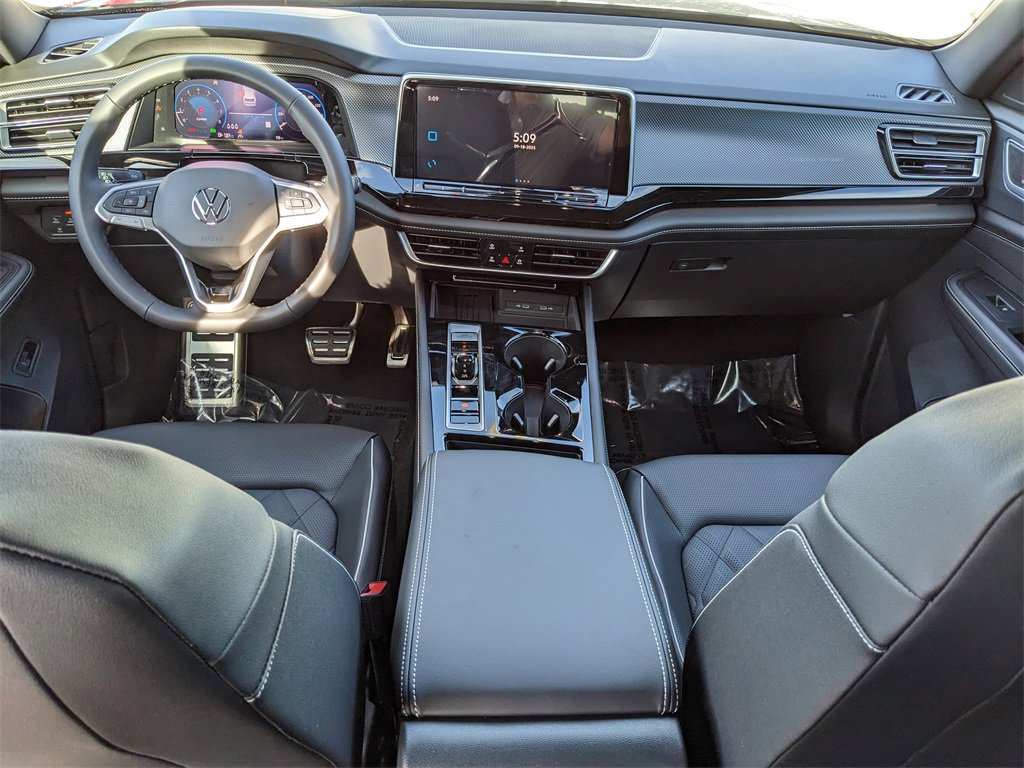 New 2026 Volkswagen Atlas Cross Sport SEL Premium R-Line image 15