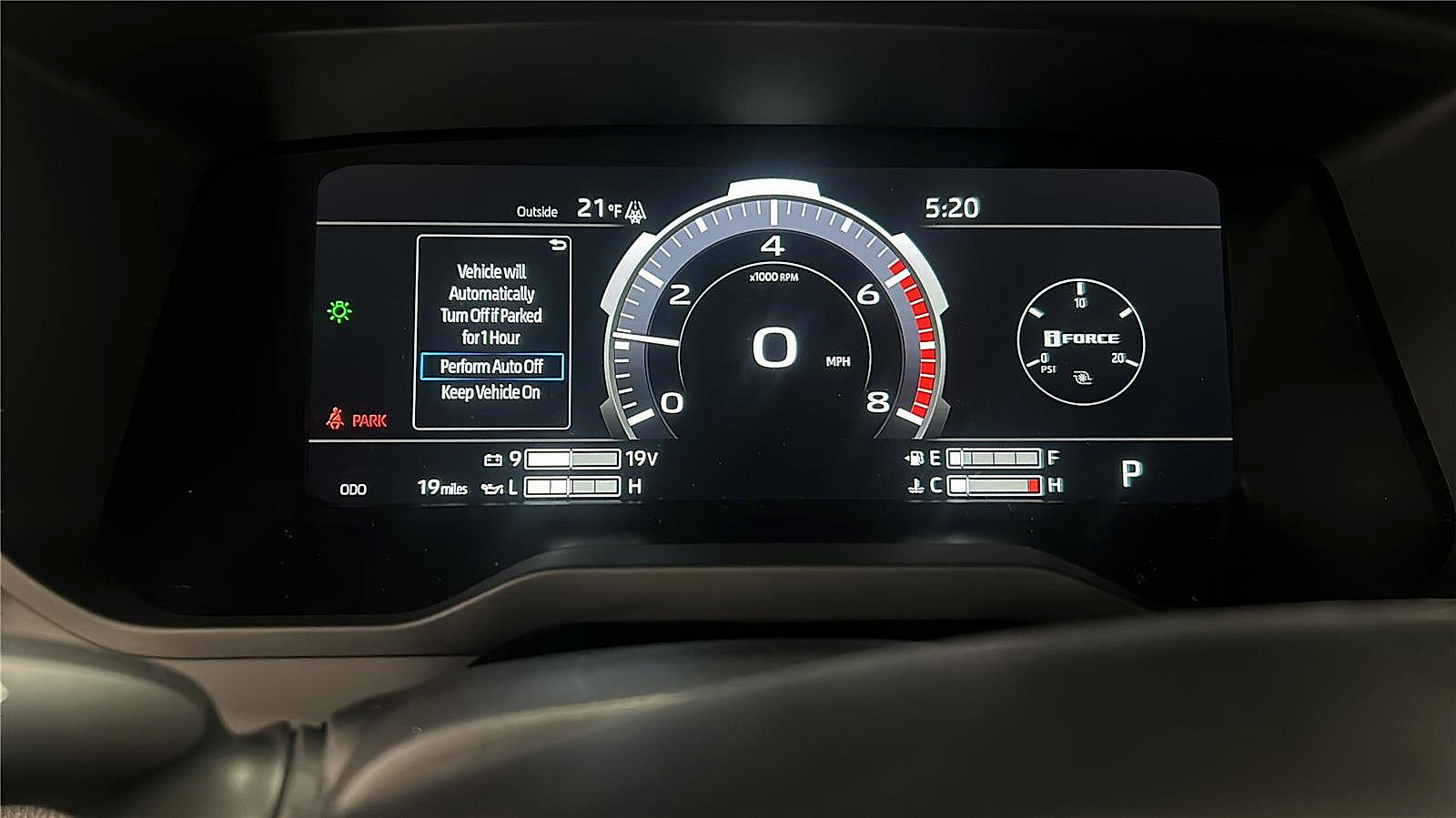 New 2026 Toyota Tundra Limited AWD/4WD image 9