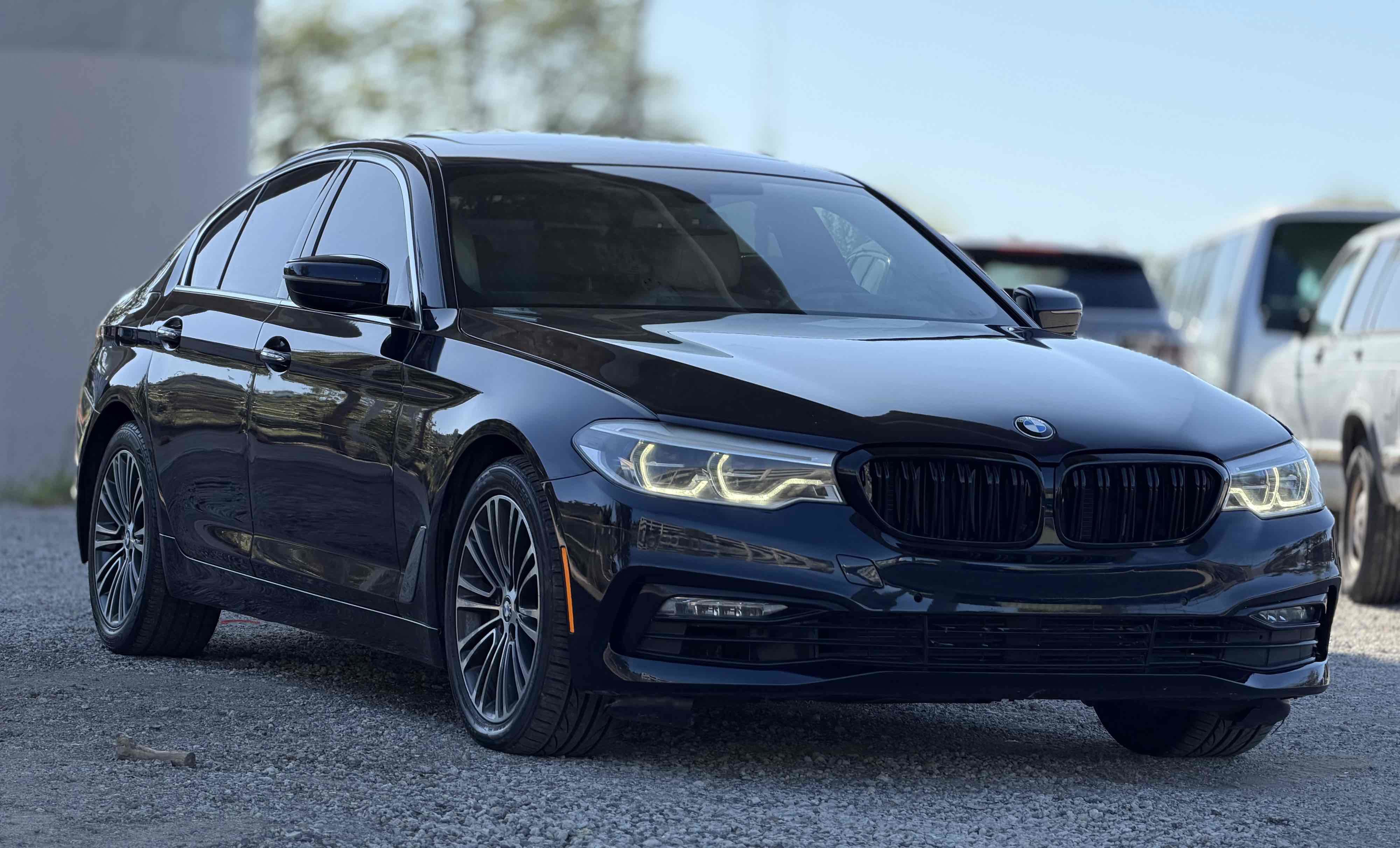 Used 2017 BMW 540i xDrive AWD/4WD image 4