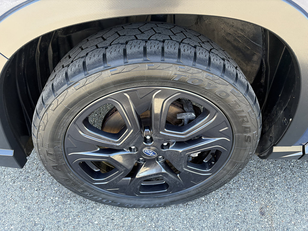 Used 2023 Subaru Ascent Onyx Edition AWD/4WD image 9