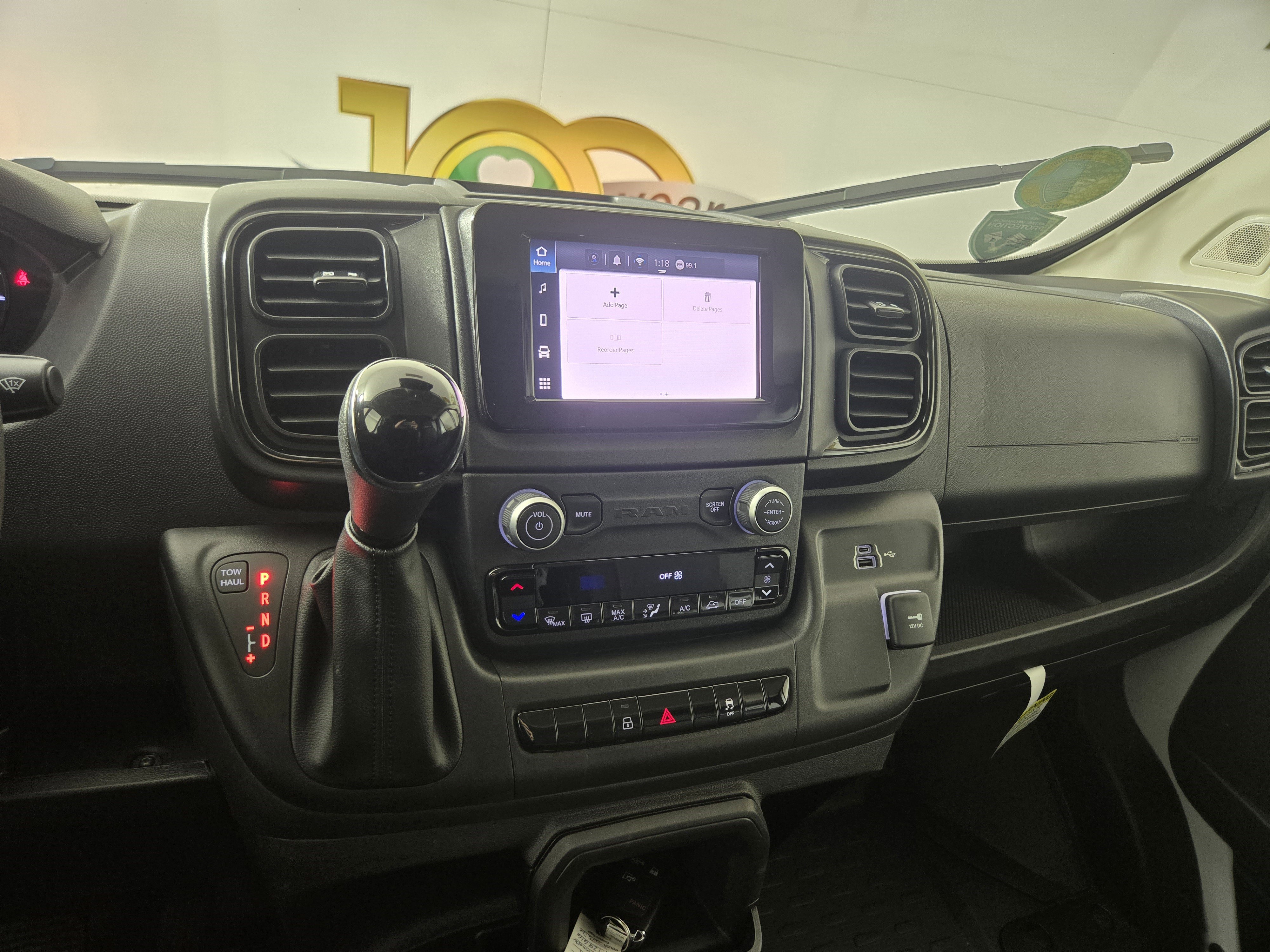 Used 2024 RAM ProMaster 2500 w/ Convenience Group image 23