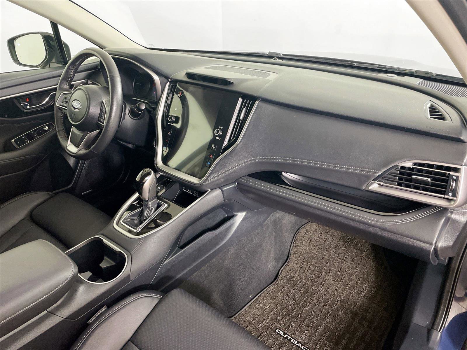 Used 2024 Subaru Outback Limited image 29