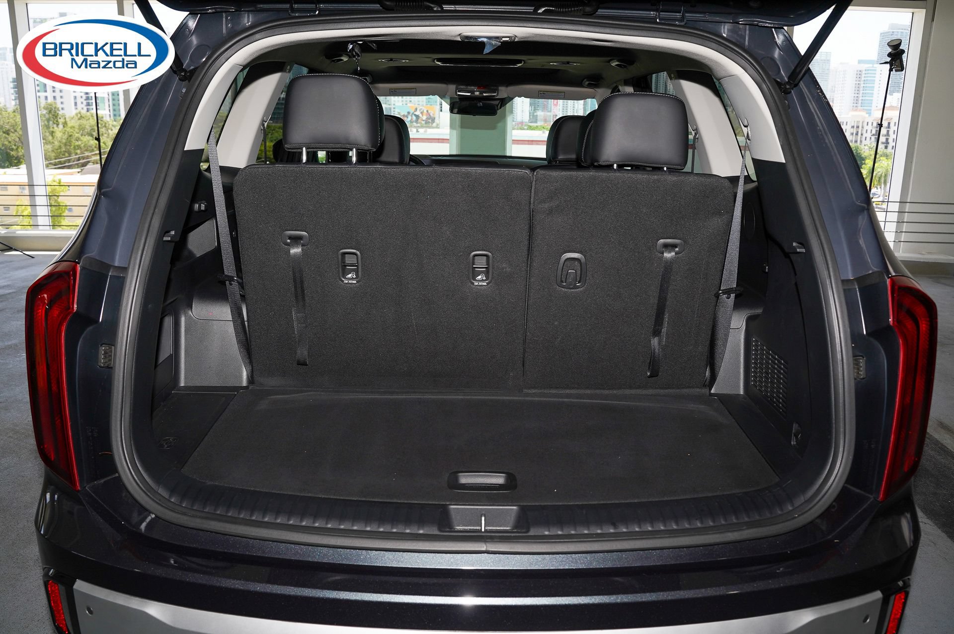 Used 2024 Kia Telluride S w/ S Sunroof Package FWD image 9