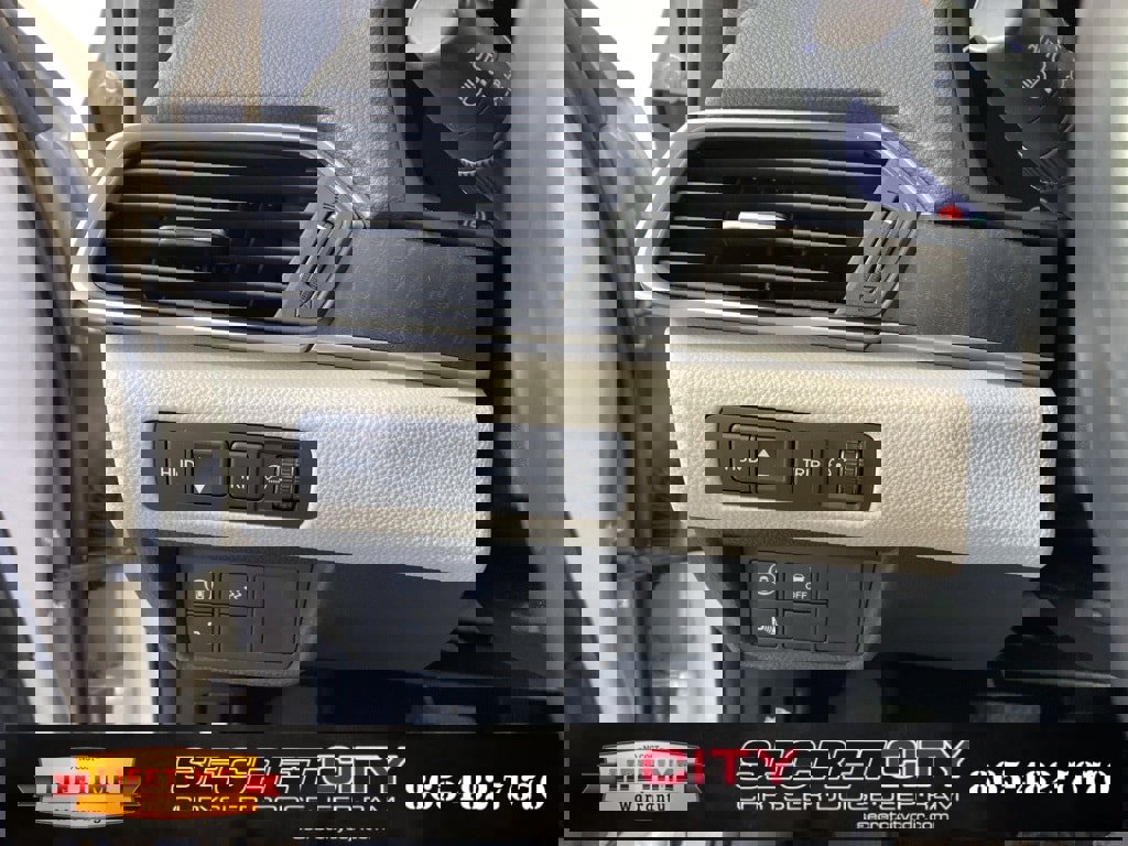 Used 2019 Honda Accord Touring image 14