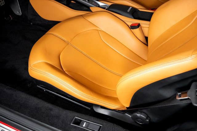 Certified 2020 Ferrari F8 Tributo RWD image 21