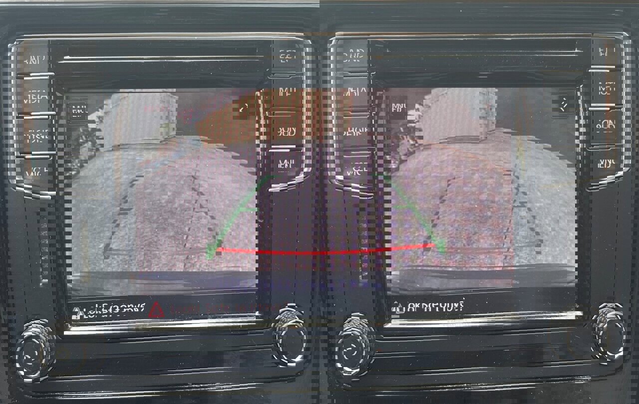 Used 2015 Volkswagen Passat 1.8T Limited Edition FWD image 13