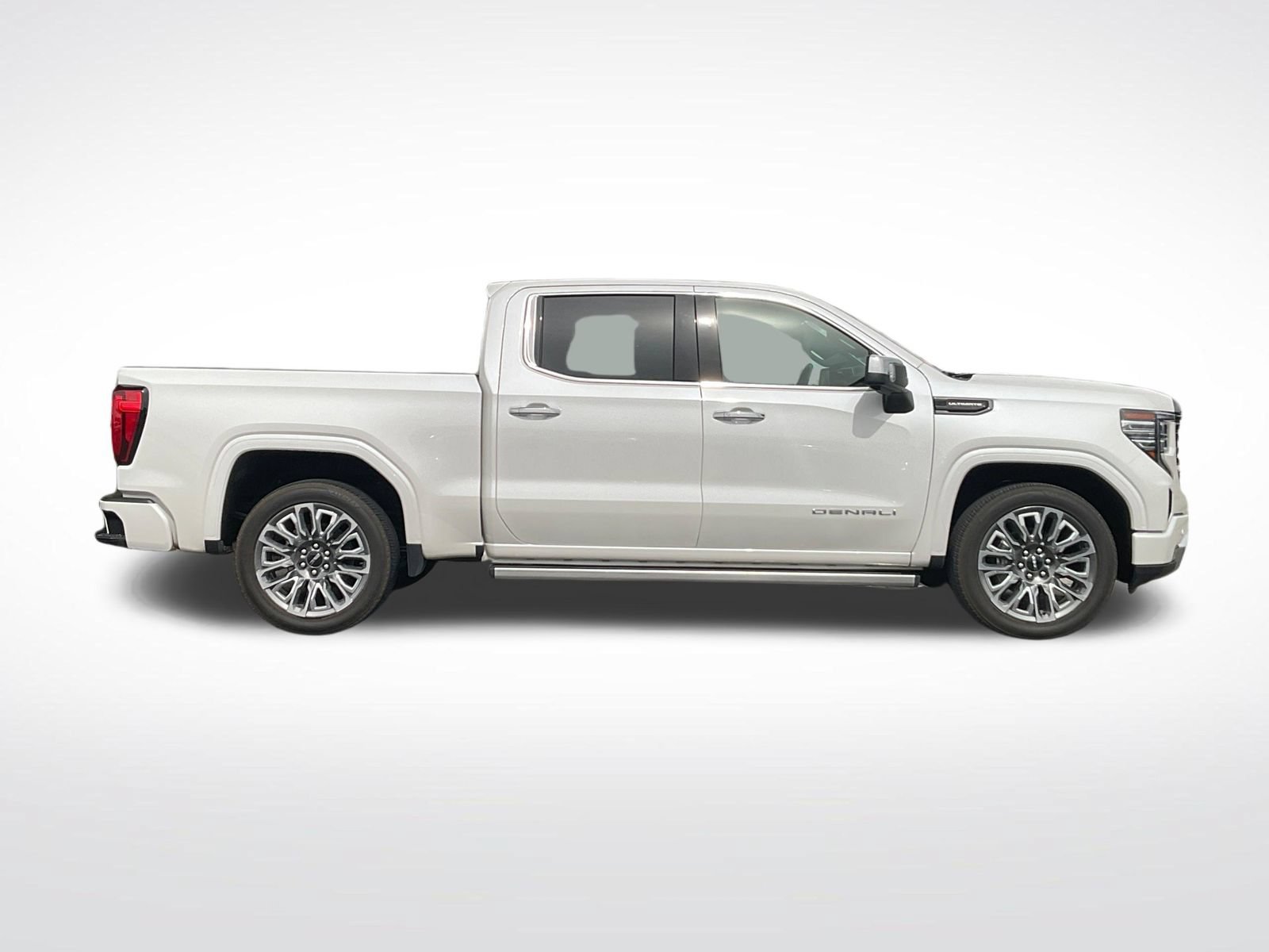 Used 2025 GMC Sierra 1500 Denali Ultimate AWD/4WD image 2