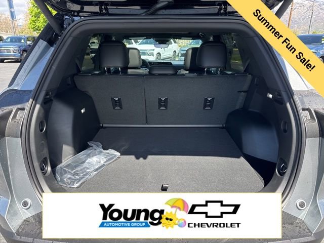 New 2026 Chevrolet Equinox LT w/ Convenience Package II AWD/4WD image 11