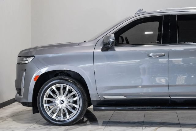 Used 2021 Cadillac Escalade ESV Premium Luxury AWD/4WD image 18