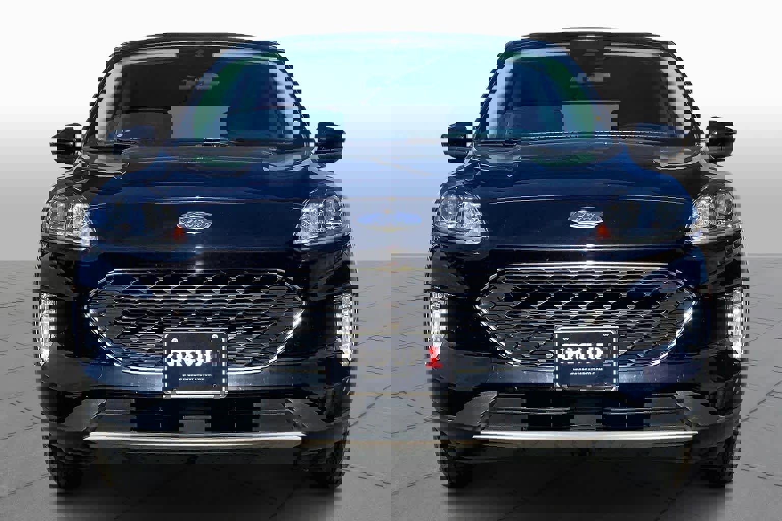 Used 2022 Ford Escape SEL w/ Technology Package image 3