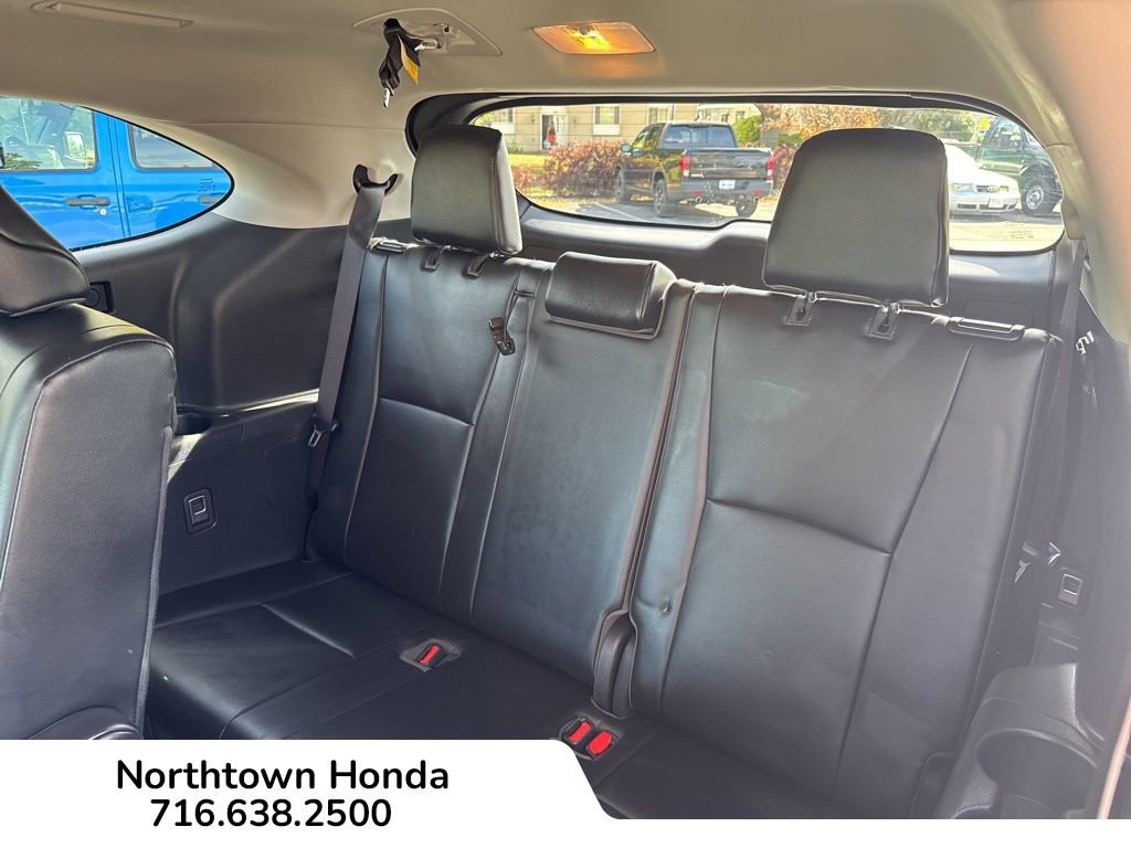 Used 2022 Toyota Highlander XLE image 20