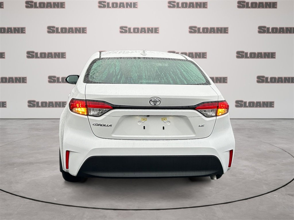 Used 2025 Toyota Corolla LE image 4