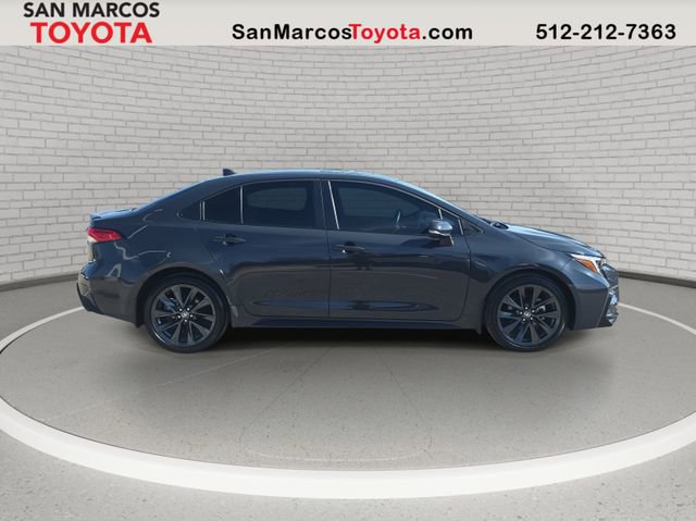 Used 2025 Toyota Corolla SE image 4