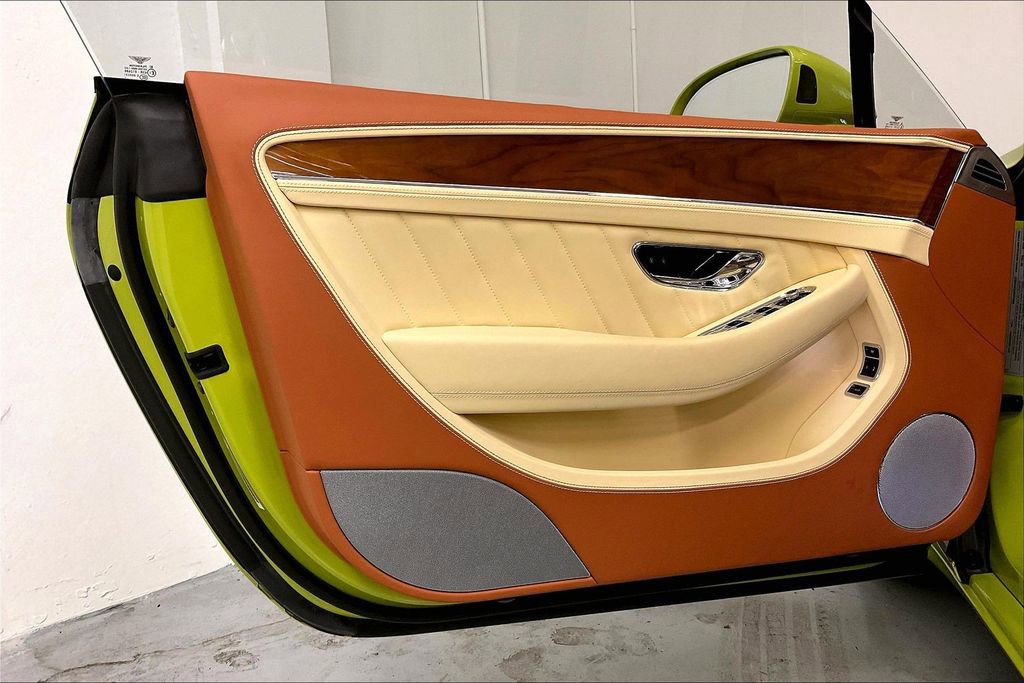 Used 2024 Bentley Continental GT image 19