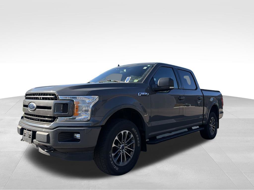 Used 2018 Ford F150 XLT w/ Equipment Group 302A Luxury AWD/4WD image 3