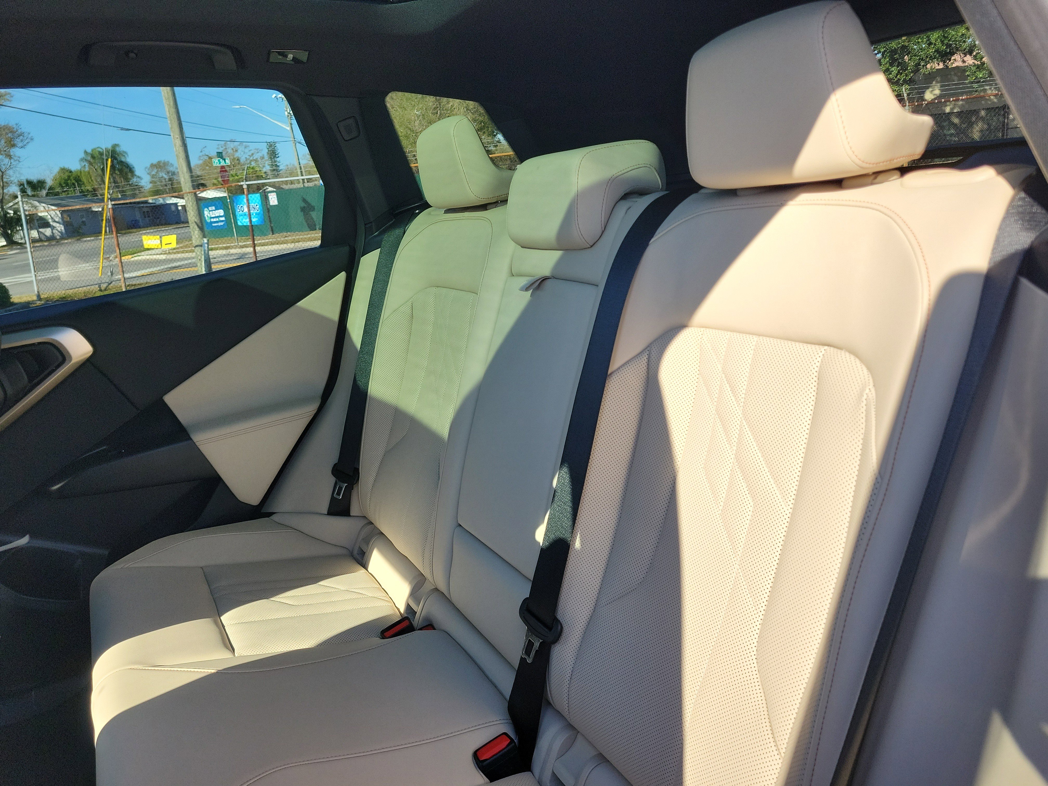 Used 2025 BMW X3 xDrive30i w/ Convenience Package image 11