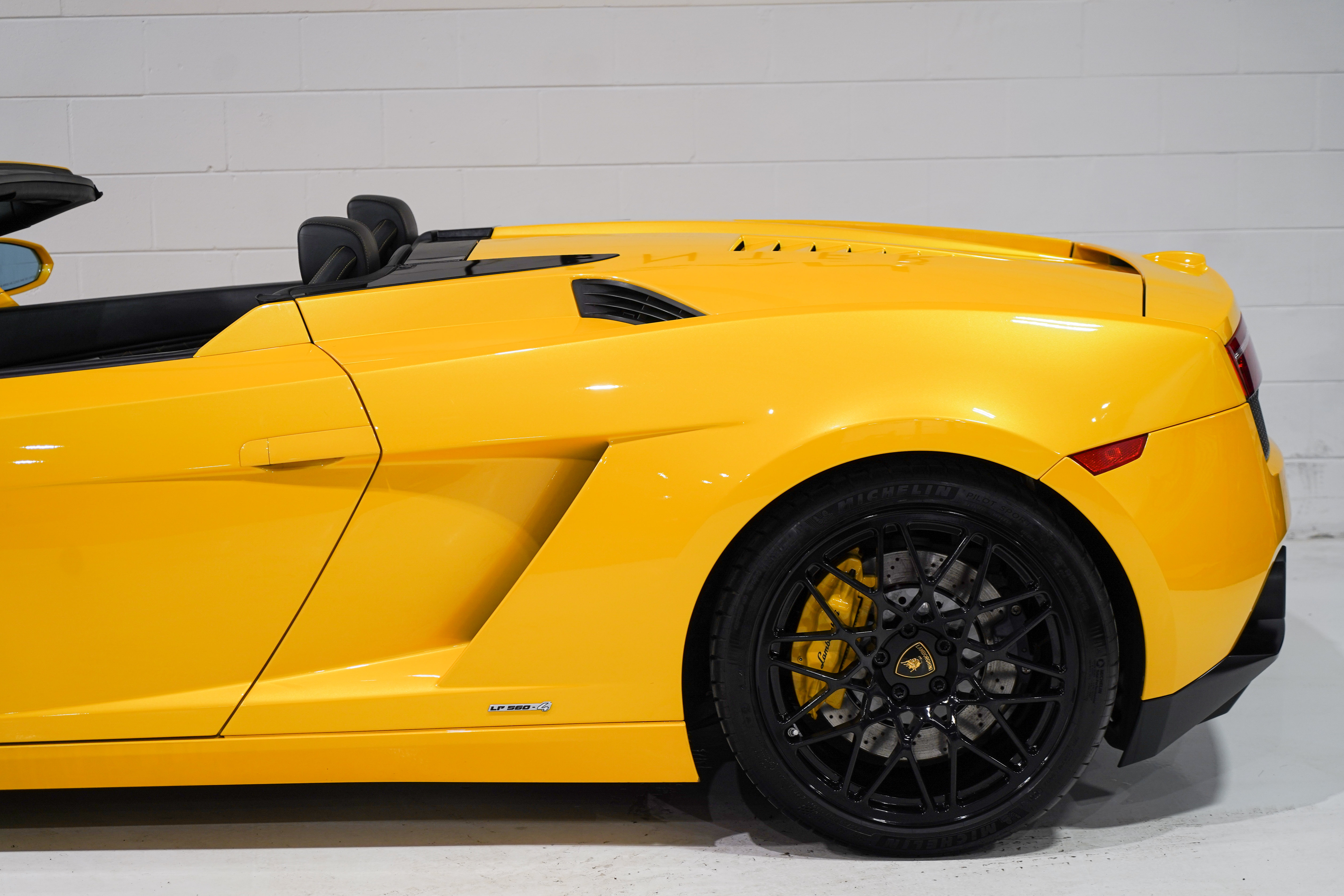 Used 2010 Lamborghini Gallardo LP 560-4 AWD/4WD image 34