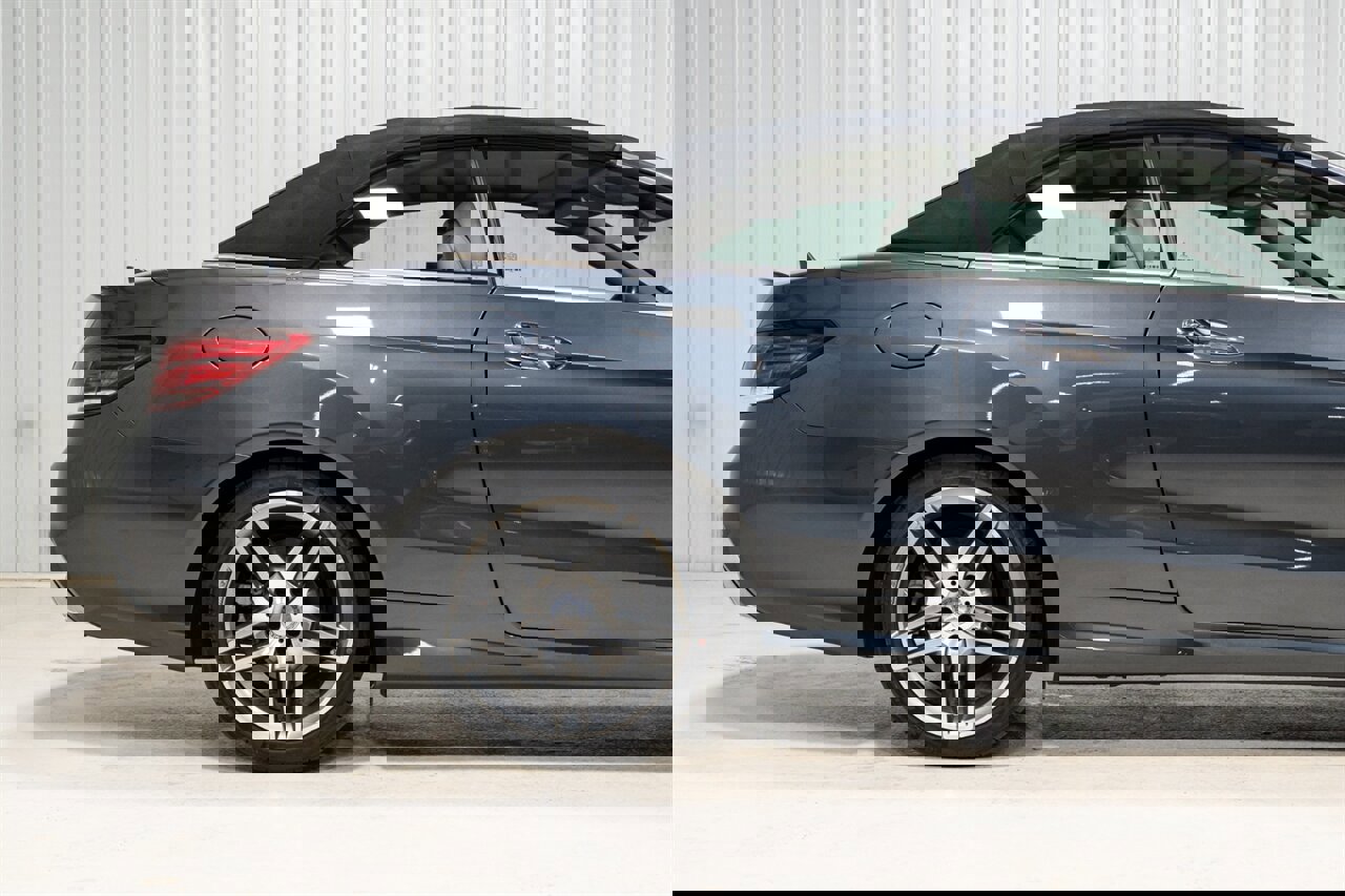 Used 2016 Mercedes-Benz E 400 Cabriolet image 11