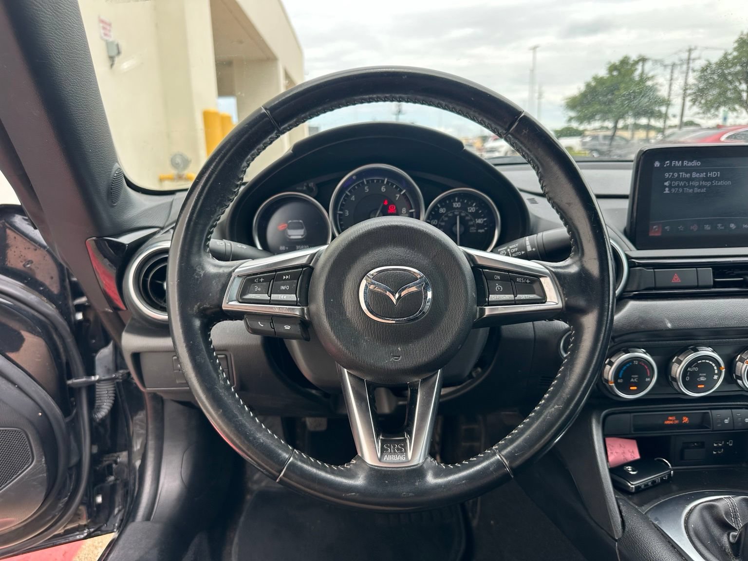 Used 2023 MAZDA MX-5 Miata Grand Touring RWD image 7
