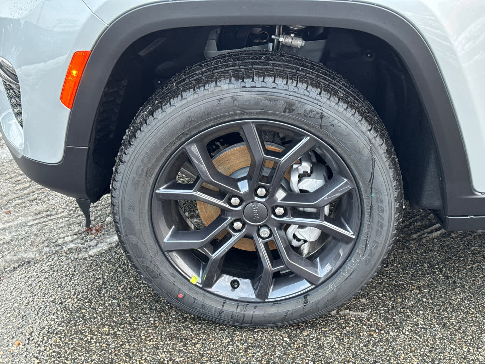 New 2025 Jeep Grand Cherokee Limited w/ Trailer Tow Package AWD/4WD image 10