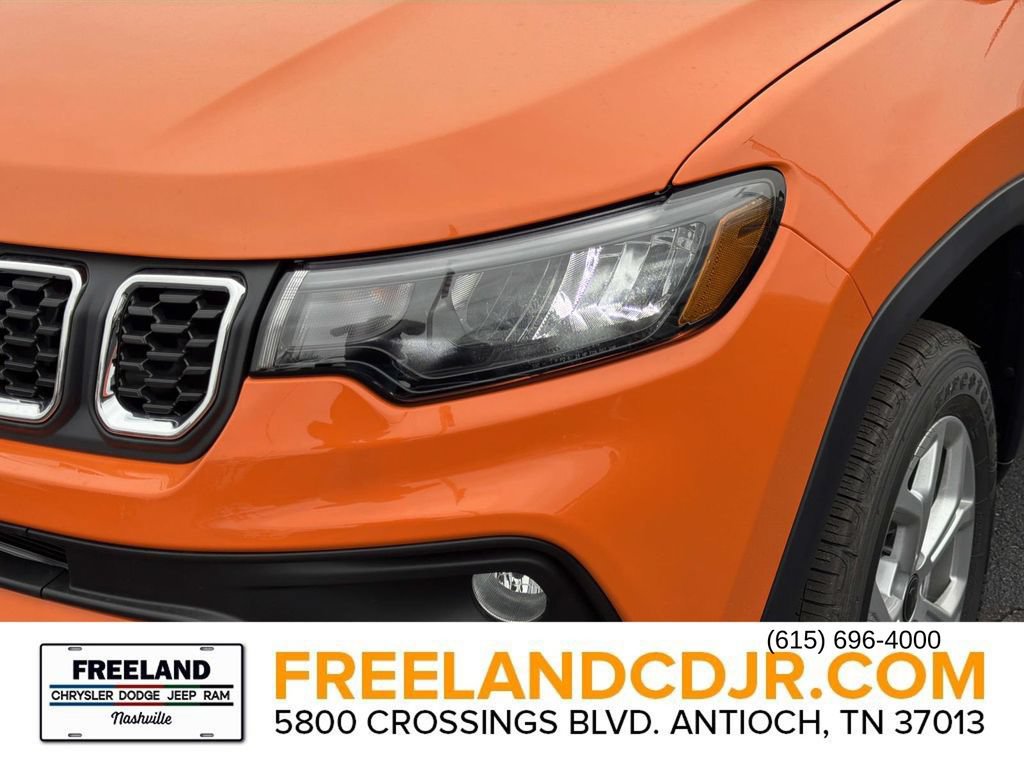 New 2026 Jeep Compass Latitude AWD/4WD image 9
