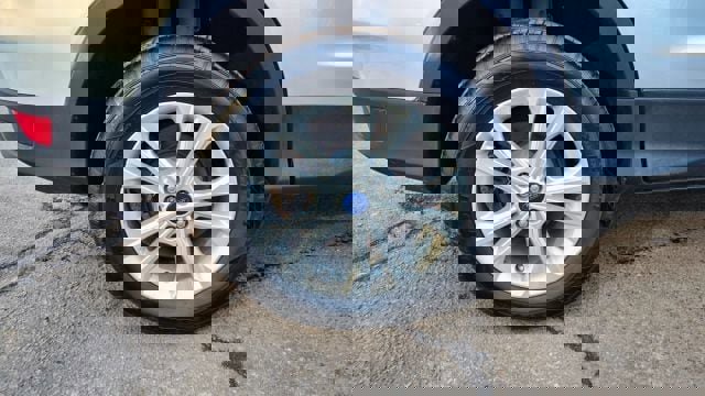 Used 2017 Ford Escape SE w/ Equipment Group 201A image 48