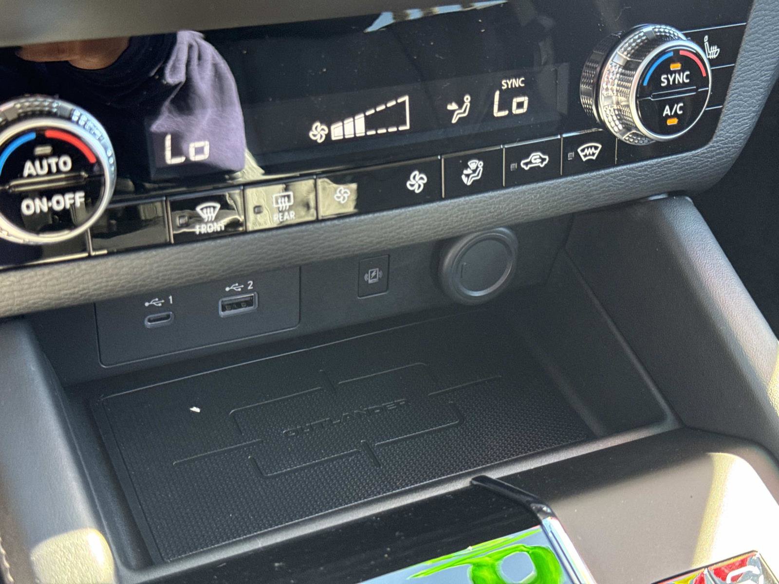 New 2025 Mitsubishi Outlander 4WD Plug-In Hybrid image 25